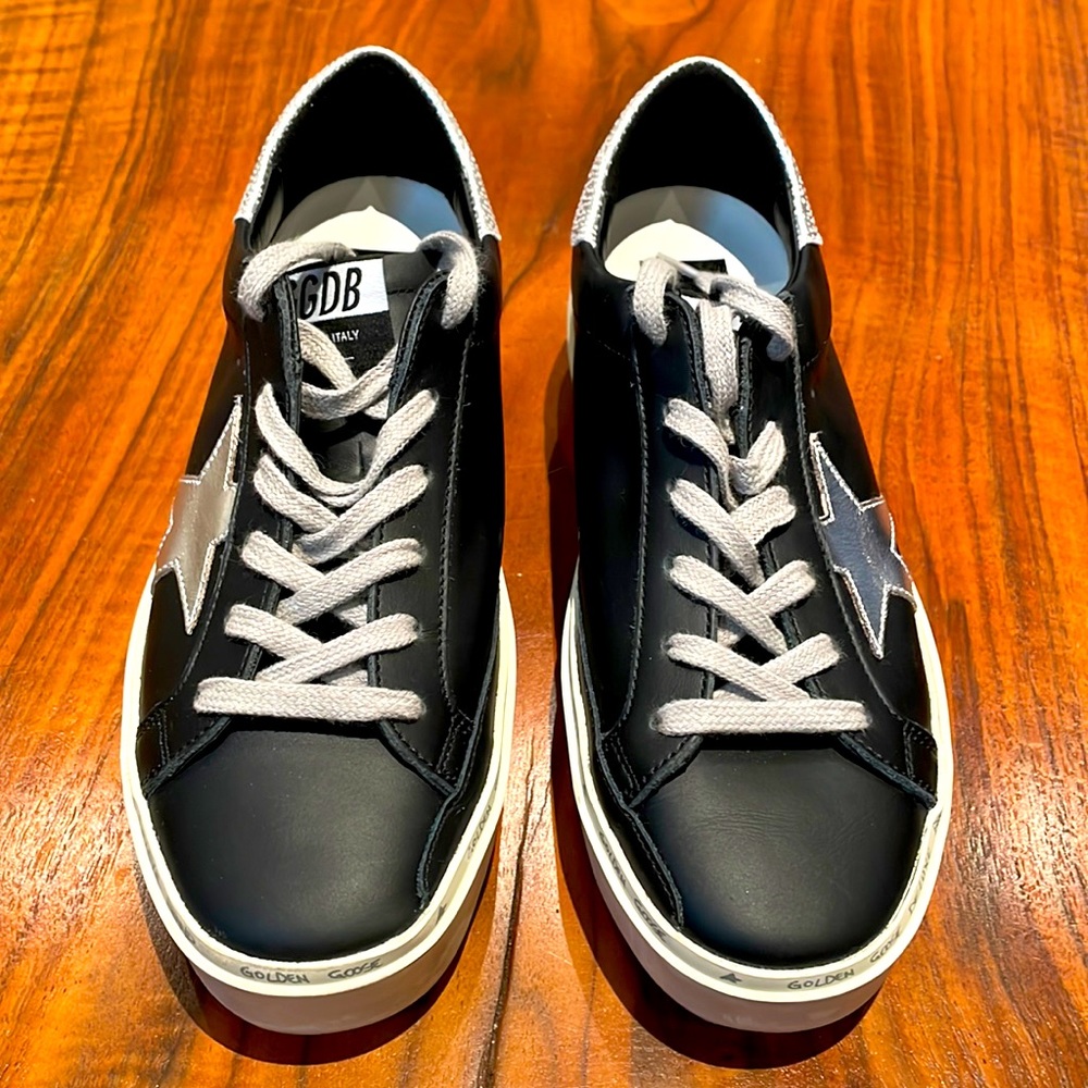 Hi Star sneakers in black leather with silver laminated leather star